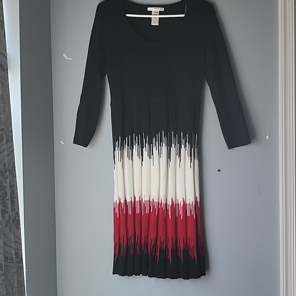 Studio One black/cream/red pleated sweater dress